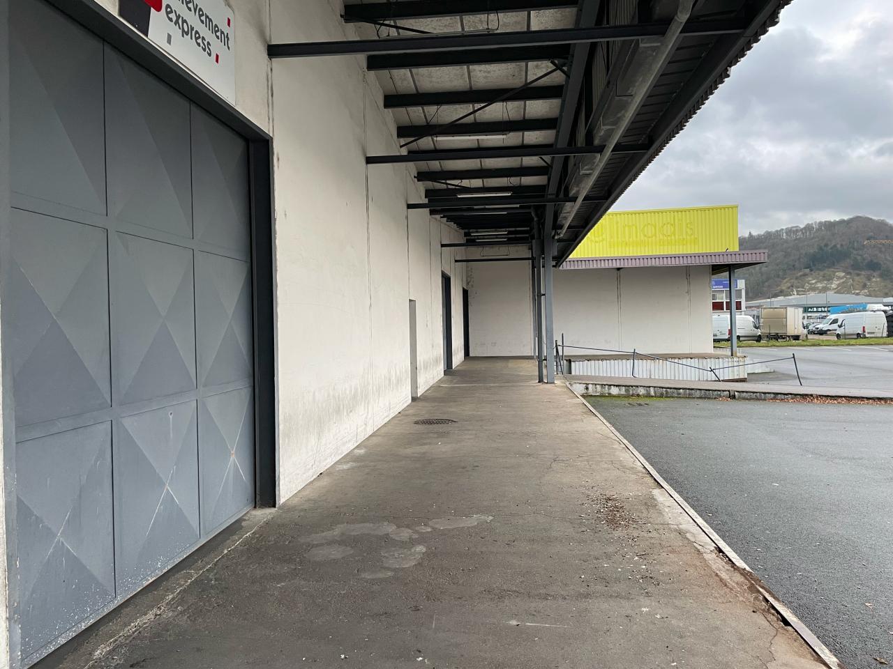 Local d'activité Saint-Étienne-du-Rouvray 2080m² Location local d'activité Saint-Étienne-du-Rouvray Seine-Maritime OLACT2428551 11